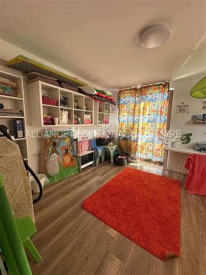 Metrou Dimitrie Leonida Casa individuala 7 camere /3 bai - 17