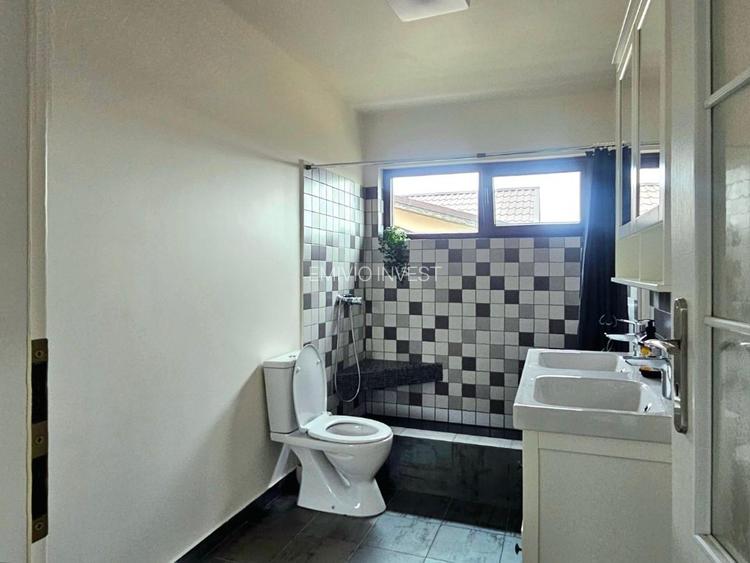 Casă eficientă energetic in Domnești – 5 camere, 3 bai -180 mp utili + garaj. - 11