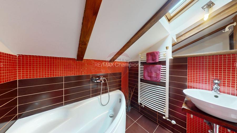 Pensiune de Vânzare Sinaia | Lângă Telecabină | Business activ 20 ani - 20