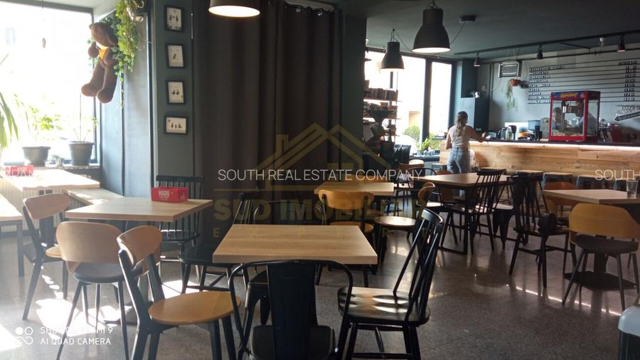 Spatiu Comercial  90mp+terasa 67mp Mall La strada - 9