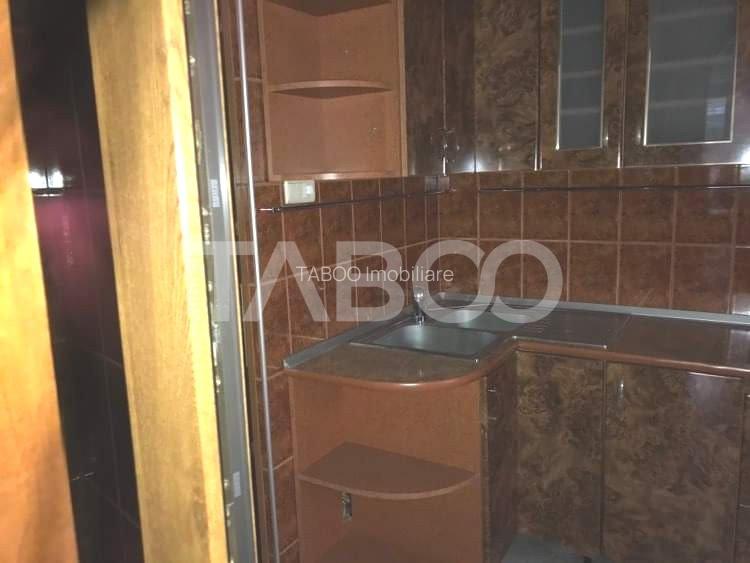 Spatiu de birouri decomandat 4 incaperi generoase zona Terezian Sibiu - 9