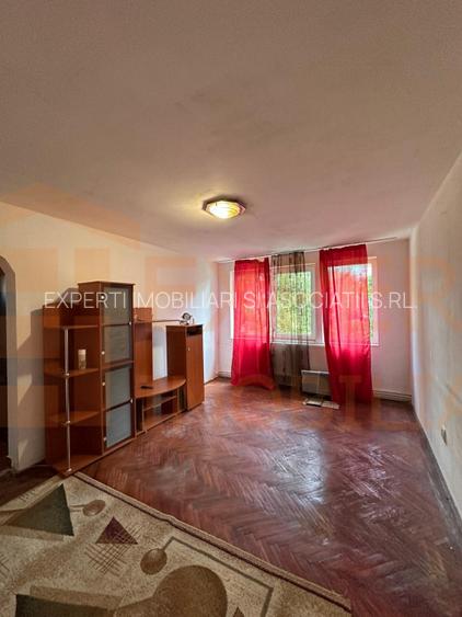Apartament 2 camere de vanzare, situat in zona Tomis II - 11
