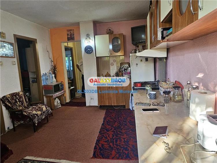 Vanzare apartament 2 camere decomandat Targoviste Micro 2 - 3