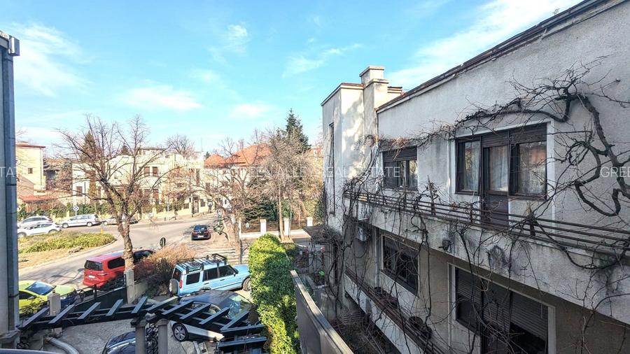 Apartament cu 6 camere si terasa, in vila Art Deco, in Capitale! - 15