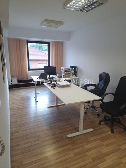 Lipovei birou 20 mp 230 euro - 2
