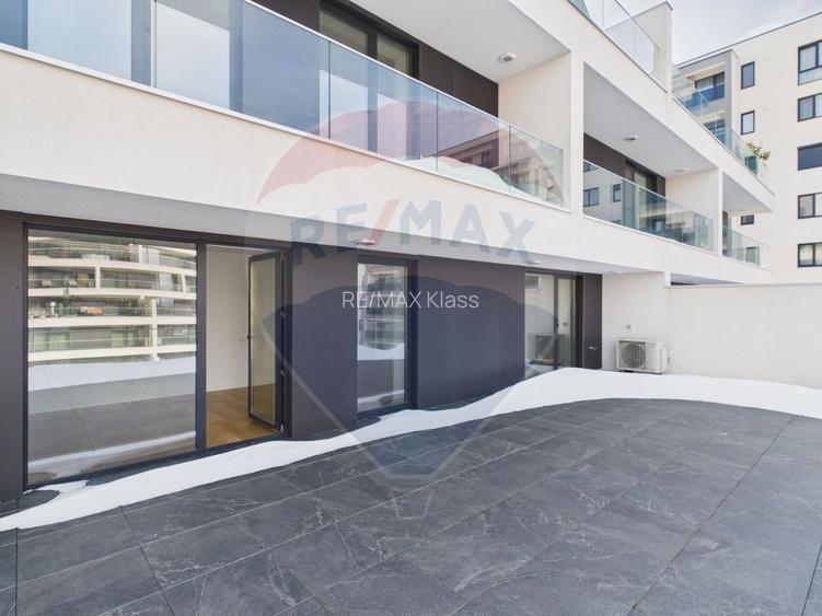 De vanzare 4 camere + terasa North Avenue Pipera - 16