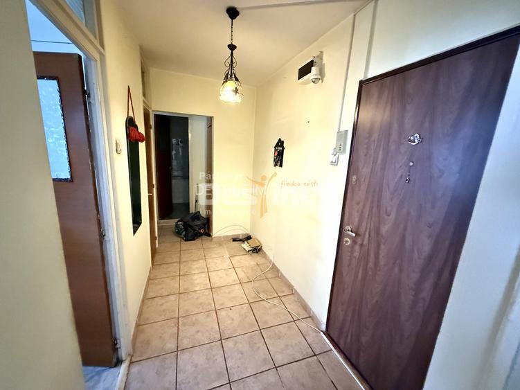 2 Camere I Crangasi I Metrou la 6 minute - 9