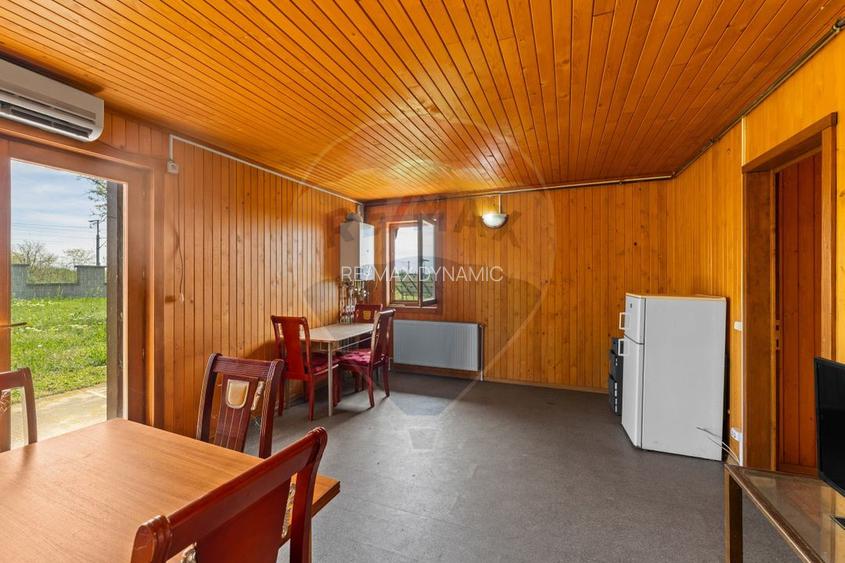 Apartament de închiriat la casă, cu 3 camere – zona Nord-Est, Șofronea - 2