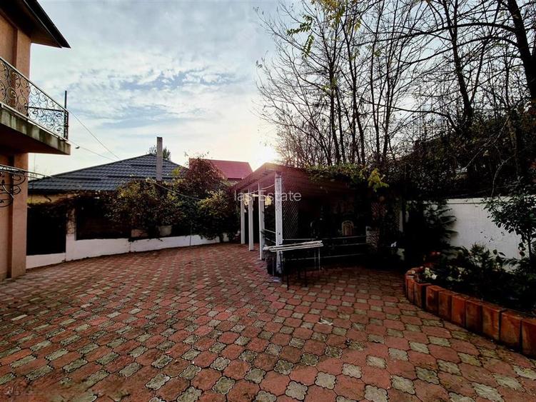 Casa de inchiriat cu priveliste frumoasa - 14