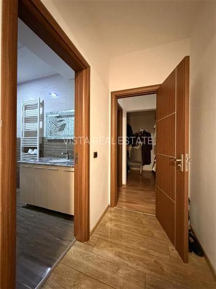 Apartament 3 camere, 2 bai, suprafata generoasa 100 mp. Zona Tractorul - 10