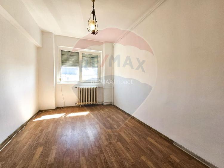 Apartament de vanzare 3 camere Drumul Taberei, Metroul Ialomitei - 5