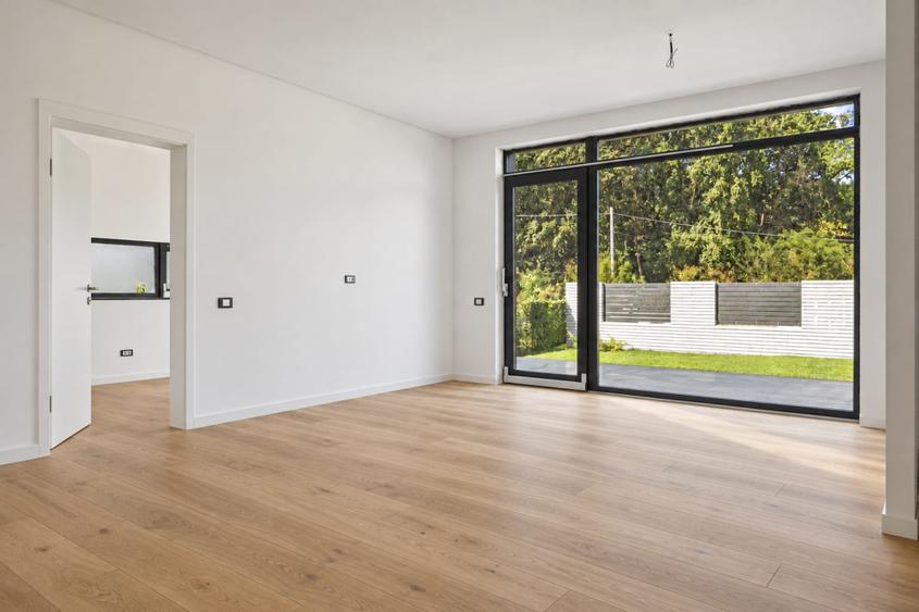 Casa langa padure, lot generos, finsaje premium