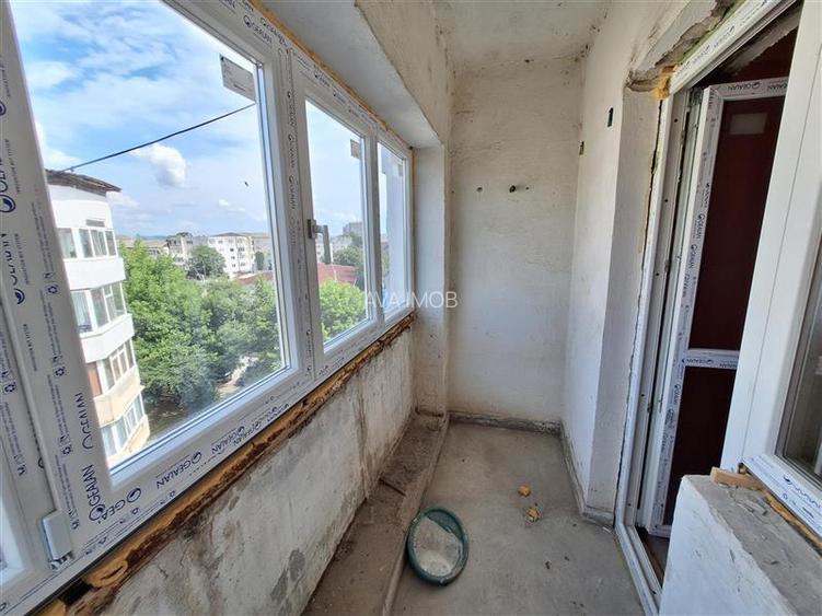 Apartament 3 camere decomandat Mioritei-Bacau - 9