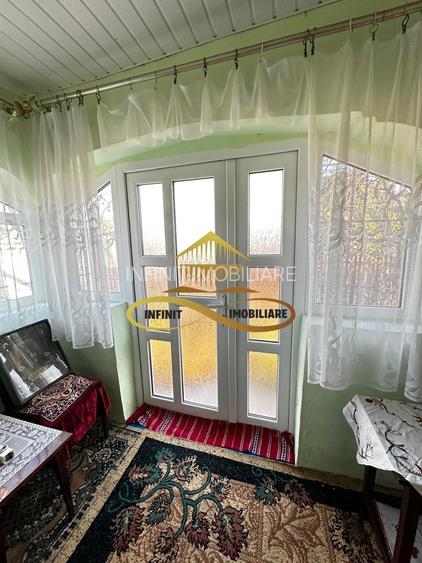 Casa batraneasca din caramida de vanzare si 4500 mp teren Negri Bacau - 11