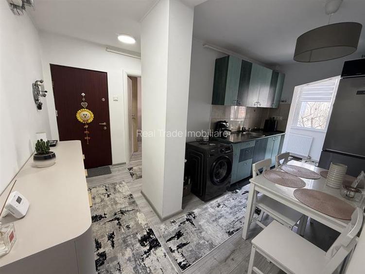 Apartament 2 camere renovat etaj intermediar zona Astra - 4