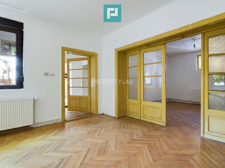 Casă 4 camere, zona centrală în Pâncota - 4