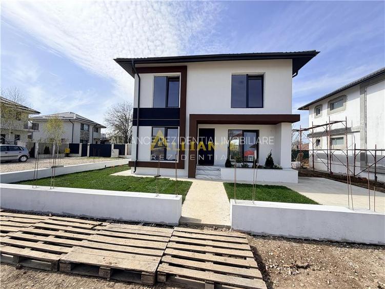 vila individuala || 4  camere || - 2