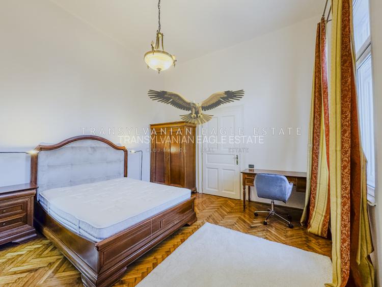 Locuința situată în zona centrală din Piața Muzeului - 6