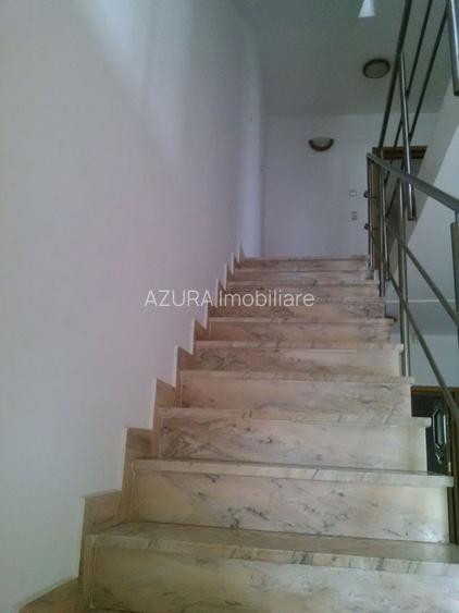 Casa 6 camere - cazare 14+10 persoane, Nord - 11