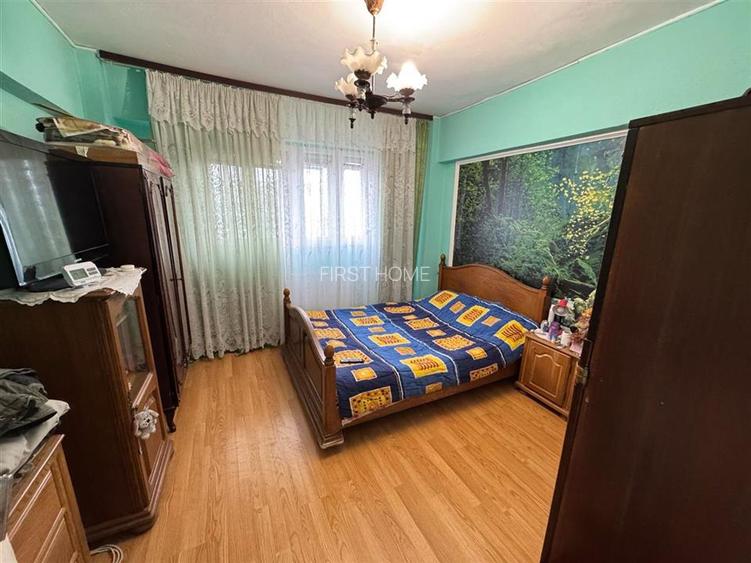 Apartament 3 camere zona centrala , etaj 7, pret 63.000 Euro neg. - 8