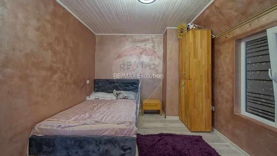 Casă / Vilă Săsească cu 6 camere de vânzare in Vulcan, Brasov - 20