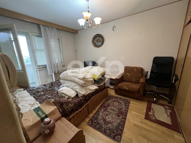 3 camere Decomandat electrica/sanitare refăcute 12 m Metrou Apărători reabilitat - 3