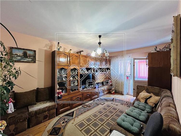 Apartament de vanzare in Sibiu - 3 camere, 2 balcoane si pivnita - - 6