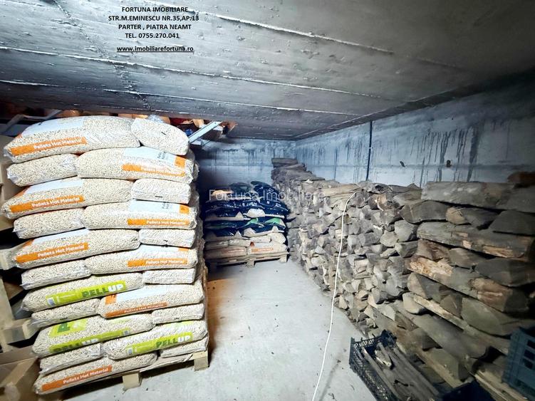 Proprietate com.Girov,compusa din casa, anexe si 8800 mp teren - 17