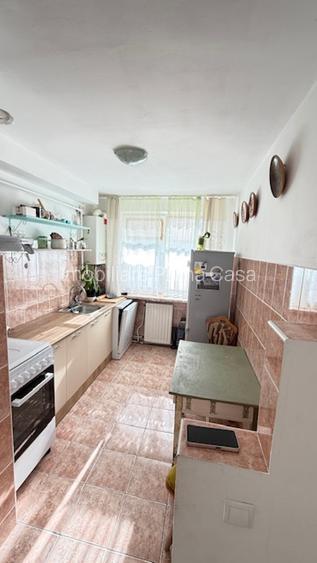 ZONA MANIU 3camere etaj2, finisat, balcon mare ,orientare sudica! - 2