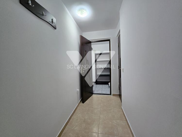 Apartament tip mansarda 3 camere de vanzare Zona Strand - 3