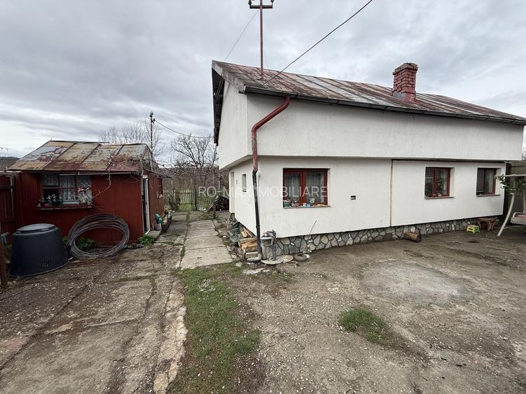 Casă corp C1 84mp + casă corp C2 51mp+garaj+ grădină și teren 889mp - 26