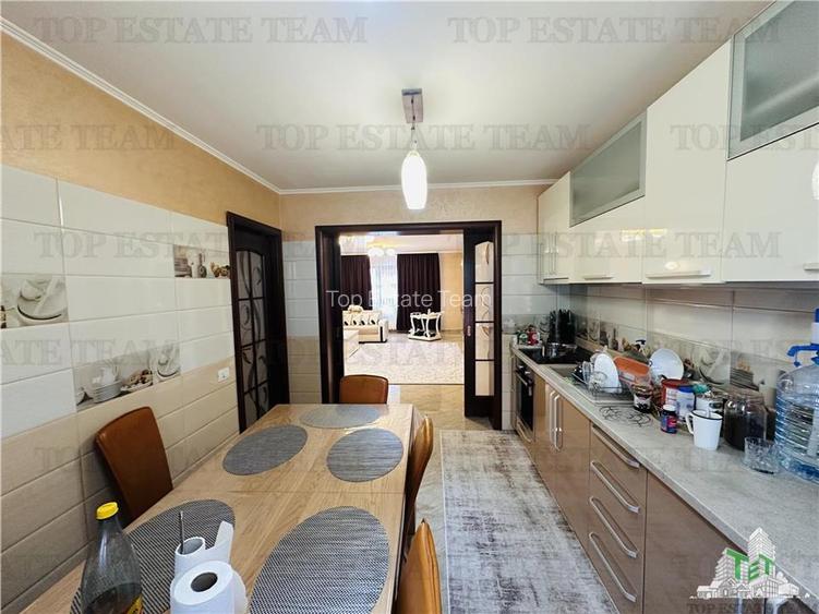 Vila superba 360 mp construiti, 524 mp curte, 6 camere, P+1+M ROSU - 4