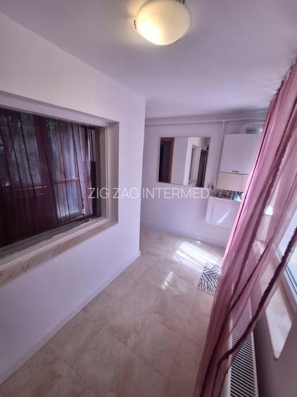 Zona Trocadero , imobil 90 mp., IDEAL BIROURI, curte - 10