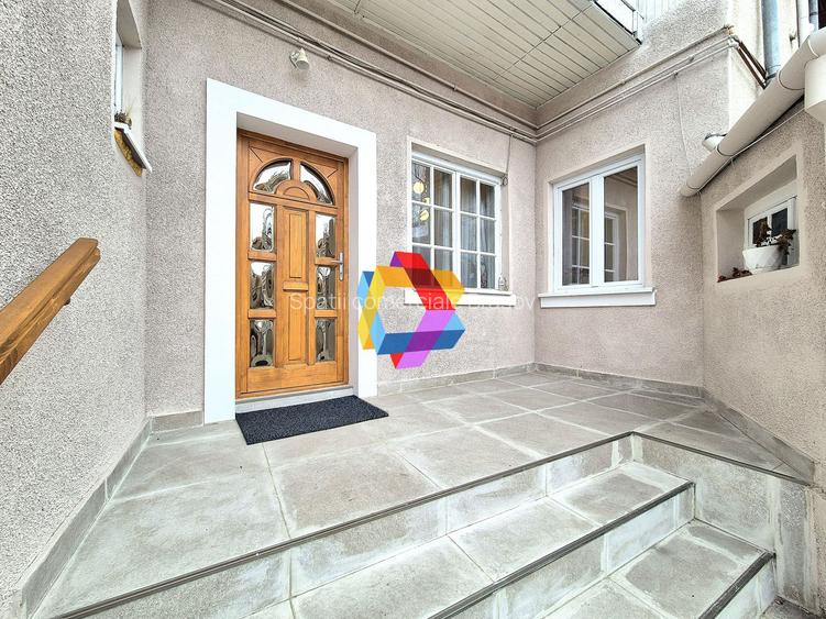 Spatiu de birouri la casa - 183 mp - 17