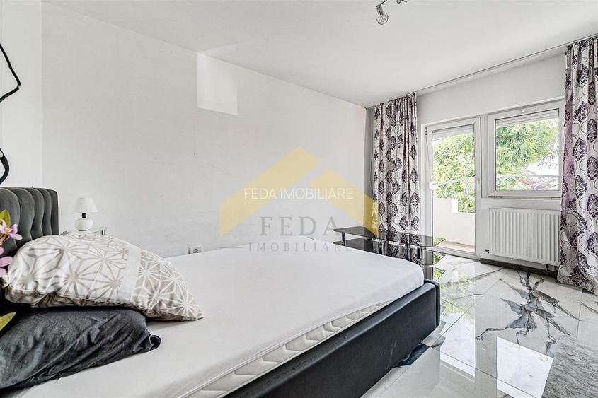 Casa de vanzare in zona centrala str. Mihai Eminescu - 11