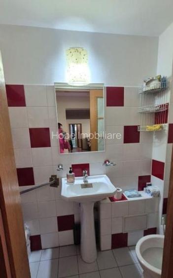 Titan metrou - Apartament 3 camere , 2 bai - 5