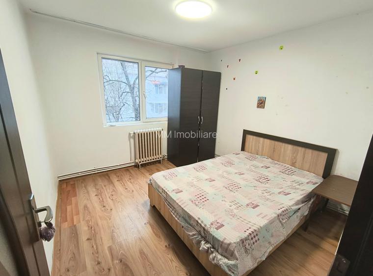 Apartament 2 camere, Zona Primaverii , etaj 4, semidecomandat - 3