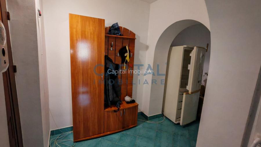 De vanzare apartament spatios cu 4 camere decomandate, zona garii, Comision 0% - 4