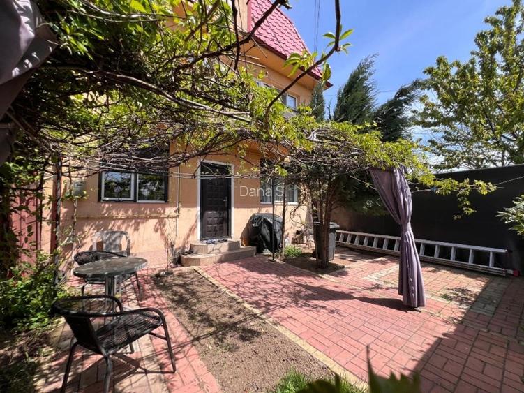 🏠Proprietar, vând vila P+1+M, curte proprie – Apărătorii Patriei - 2