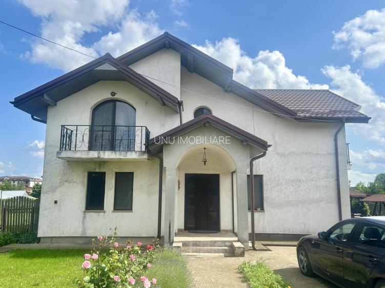Vilă de familie 1000 mp teren, 6 camere, garaj 2 mașini, foișor - Valea Lupului - 13