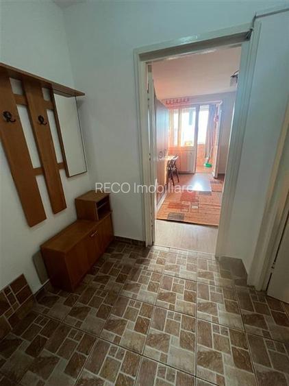 RECO Apartament cu o camera Oradea -Cantemir etaj 3 - 5