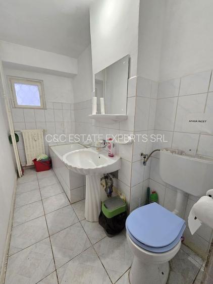 Sebastian-Calea Rahovei / Spatiu Stradal la Parter 70 MP - 14