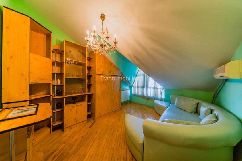 Vilă impunătoare cu arhitectură elvetiană pe 3 nivele - proprietar - 11