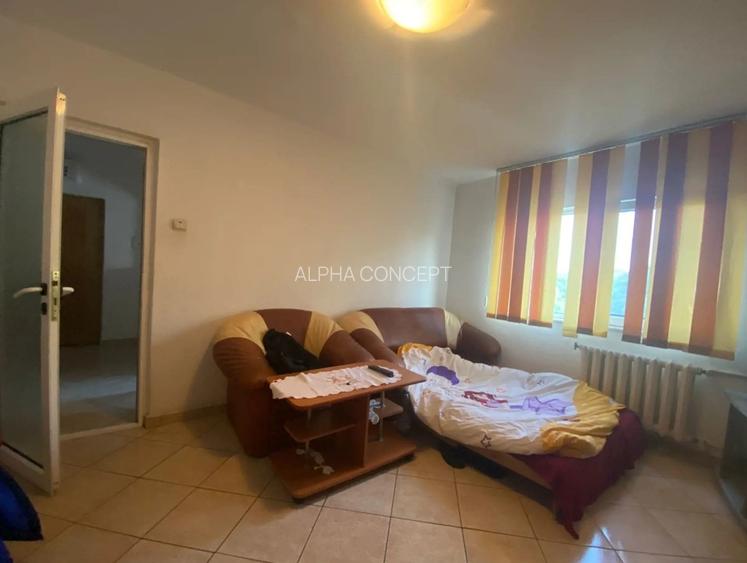 INEL 2-BRICK 4 camere decomandat superpret-114900Euro! - 4