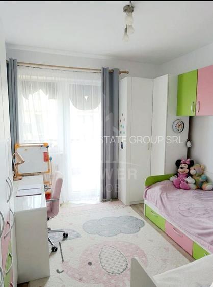 Apartament cu 3 camere de vânzare în zona Calea Surii Mici - 4