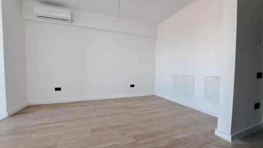 Garsoniera studio cu dormitor separat in ansamblu premium