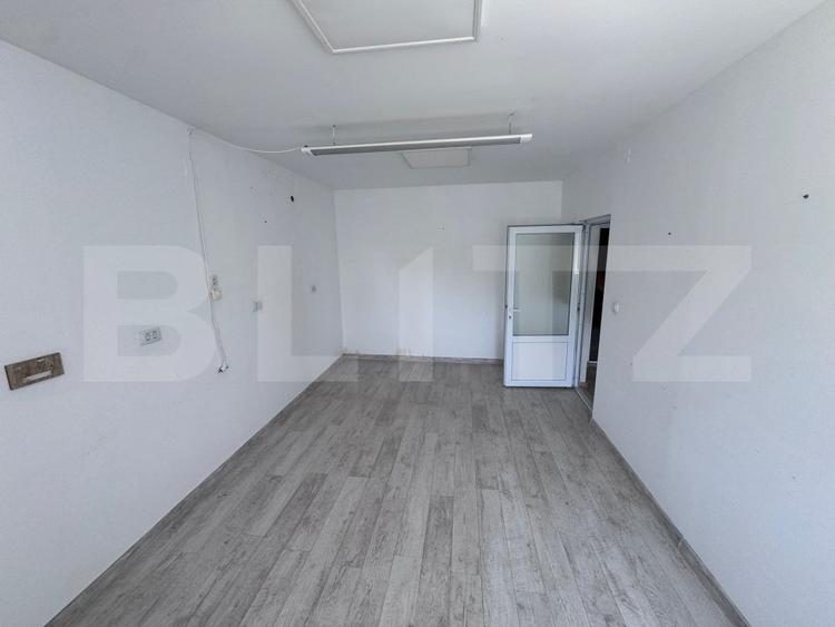 Spatiu birouri de vanzare in Viforata