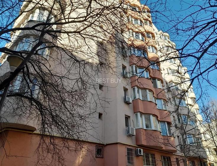 NERVA TRAIAN, ALEXANDRU MORUZZI, 37 MP PARTER/8, BLOC 1989 REABILITAT - 2