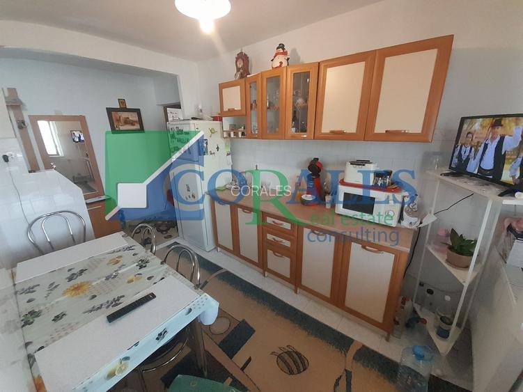 Zona linistita, aproape de Iulius Town. Decomandat. Vedere pe doua parti. - 7