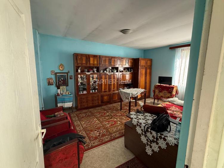 🏡 Casă de vânzare în satul Cruceni - 2